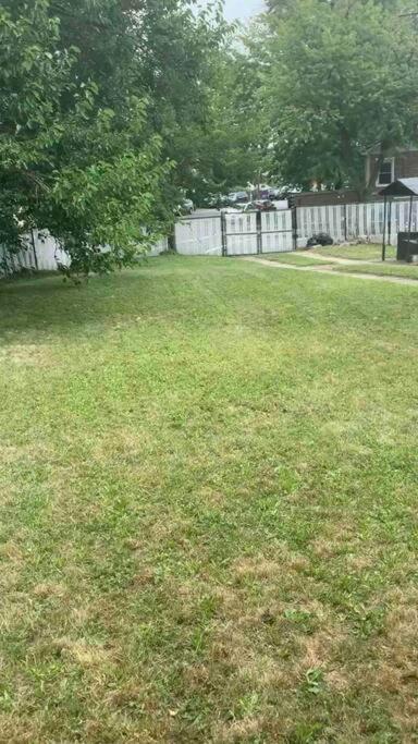 Spacious 3br Detach House W/parking In Quiet Area Ferienhaus New York