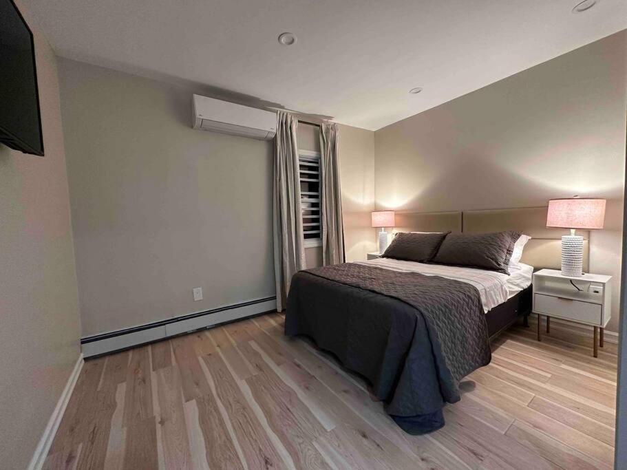 Ferienhaus Spacious 3br Detach House W/parking In Quiet Area